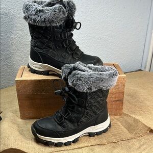 Hobibear Winter Boots with Plush Lining